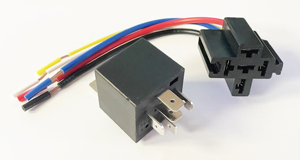 Relay with Base ~ 5 Pin ~ 12v 40Amp. (32-7514)