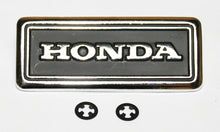 Load image into Gallery viewer, Cylinder Head Emblem (48-9520)