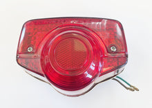 画像をギャラリービューアに読み込む, Tail Light Assembly (11-2147)