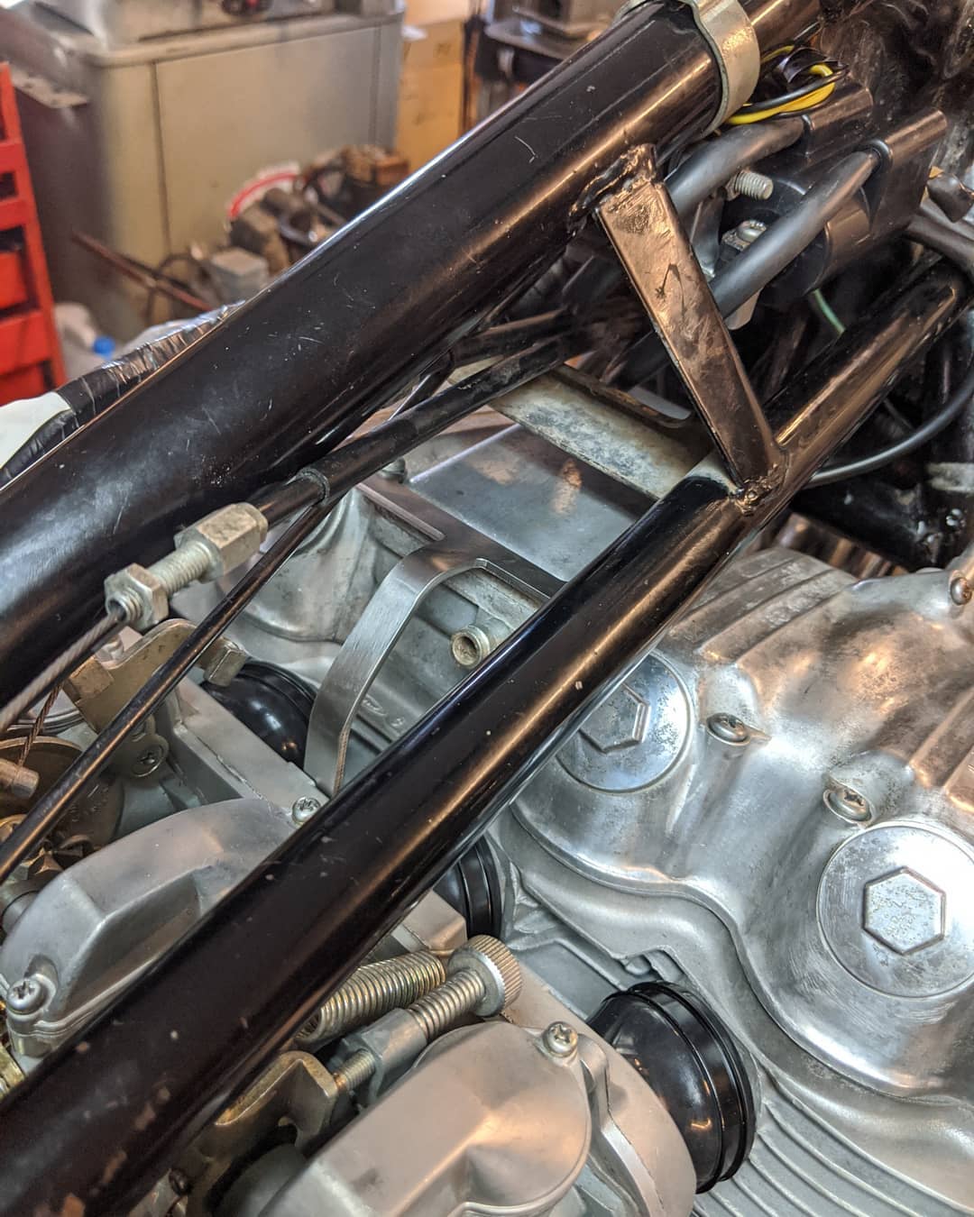 Honda CB750K Carb Stabilizer Bracket