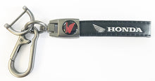 Lataa kuva Galleria-katseluun, Leather Honda Logo Keychain