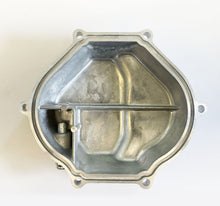 画像をギャラリービューアに読み込む, Cylinder Head Breather Cover ~ Genuine Honda 12320-374-000 (99-5158)