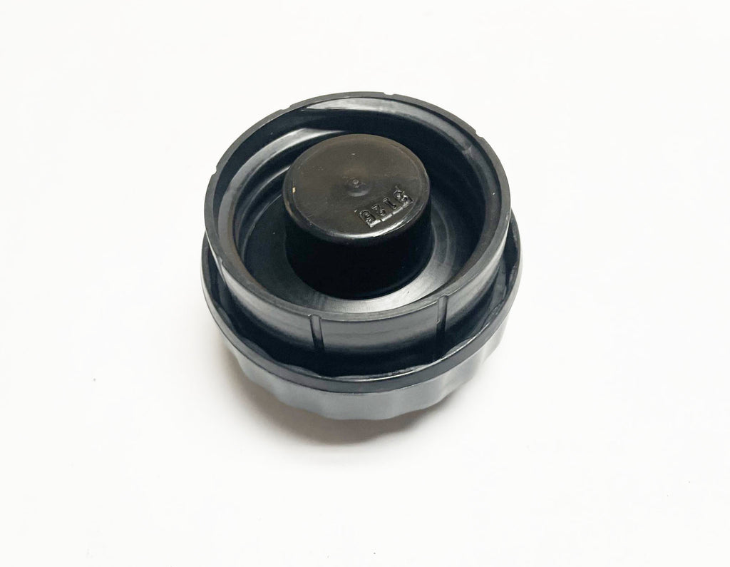 Tank Cap Assembly ~ Genuine Honda OEM (99-5212)